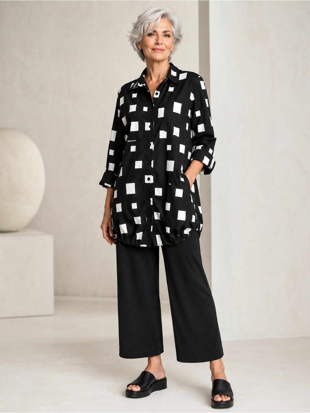 COMFY USA LAGENLOOK BLACK WHITE ART DECO TUNIC TOP SZ M